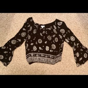 Patrons of Peace Flowy Sleeves Shirt